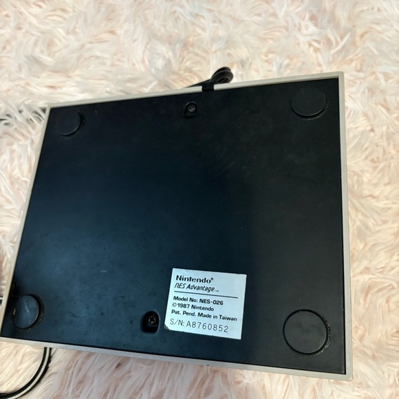 Nintendo NES Advantage Joystick - Gray and Red NES026 Video Game Controller - Picture 4 of 4